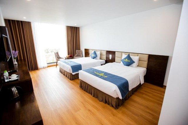 Family with Sea View